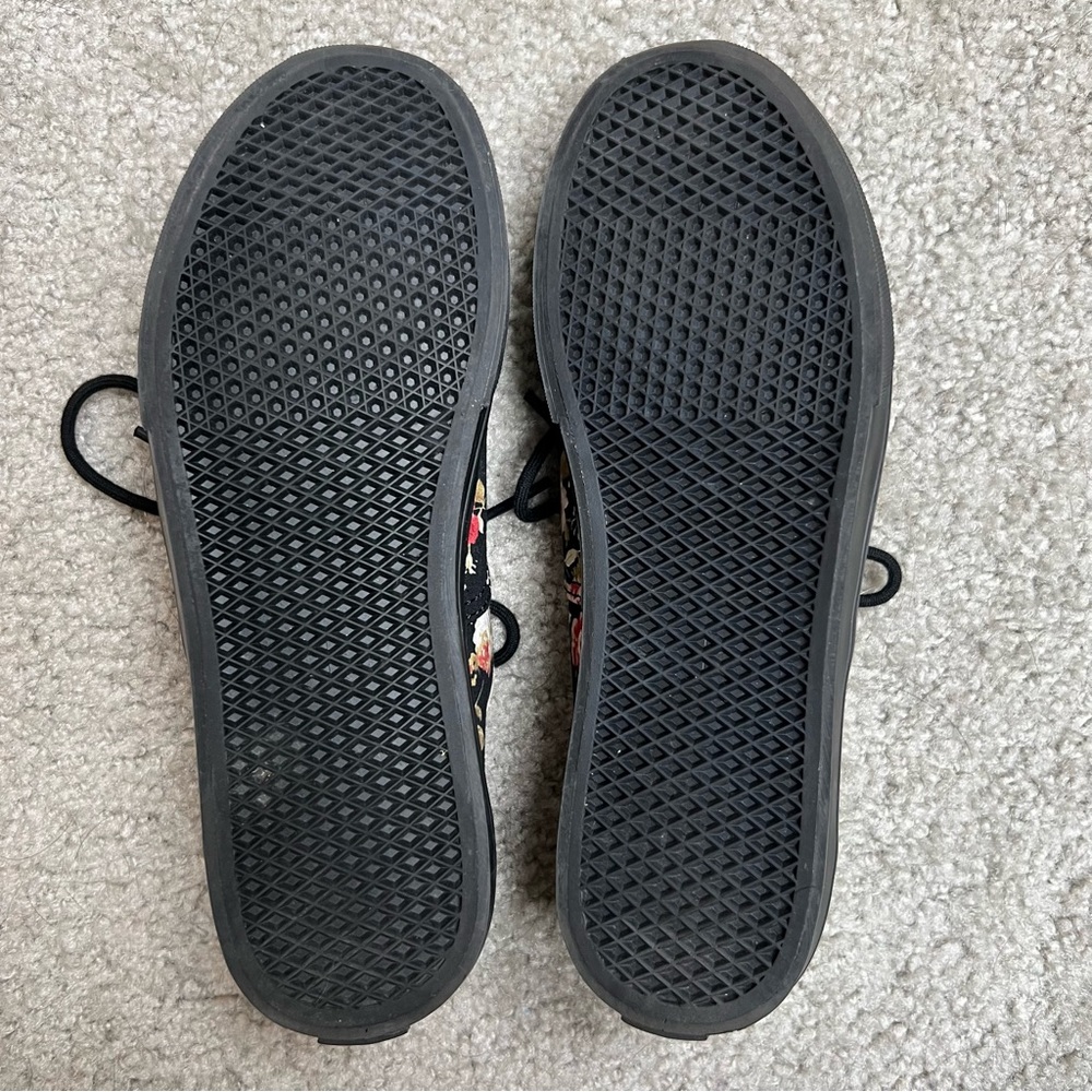 Vans Sneakers - Picture 3 of 4